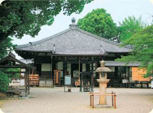 大安寺境内