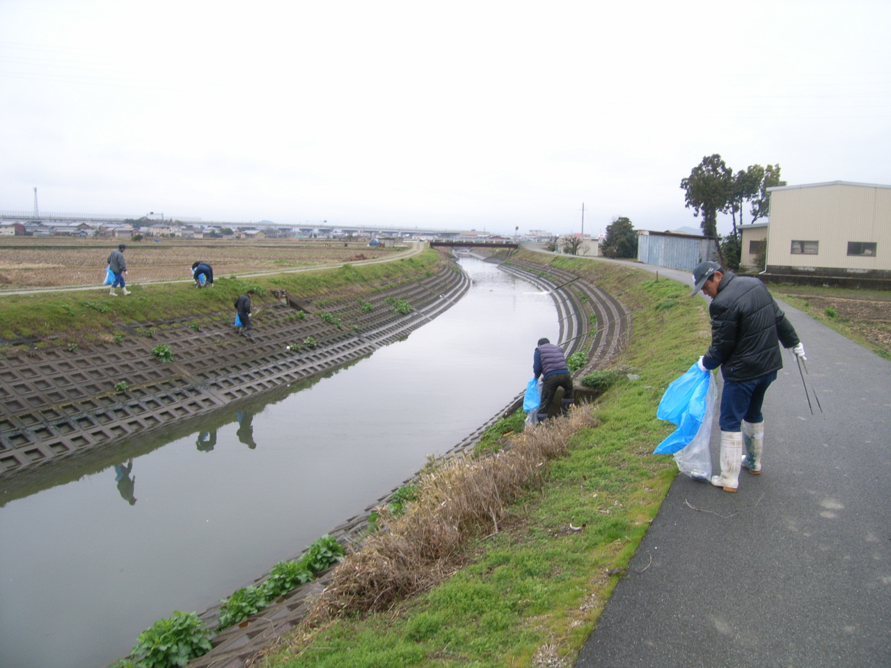 田原本町　中の橋川