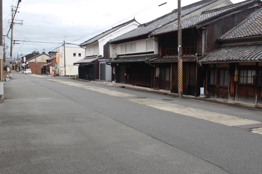 2022年10月5日撮影 上街道の街なみが残る旧宿場町・旧市場跡
