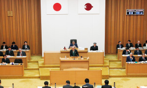 定例県議会の様子