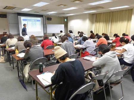 子育て支援で起業を目指す
