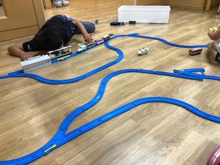 プラレール