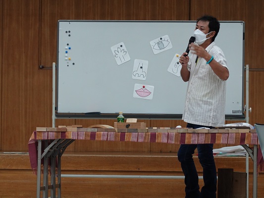 木育概論の様子