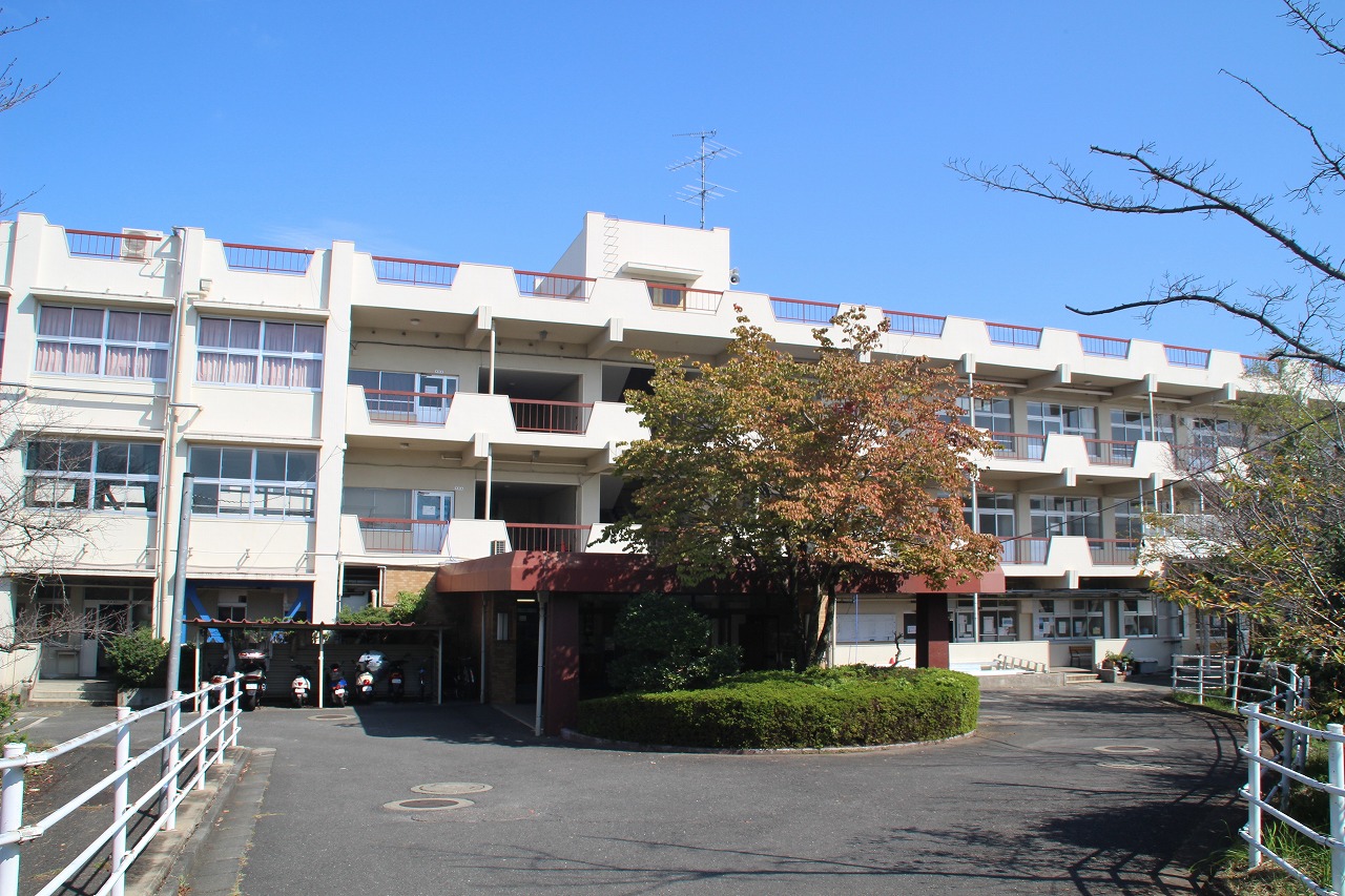 大和郡山市立郡山西中学校の写真