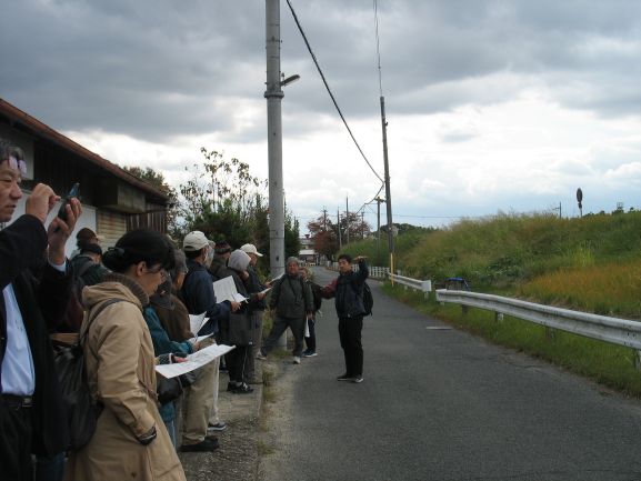 上街道沿いで訪問地の解説