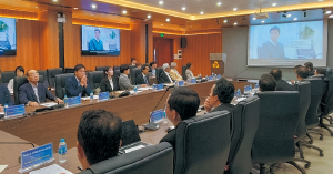 ホーチミン市工科大学の視察・意見交換