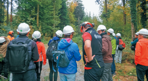 ホーチミン市工科大学の視察・意見交換